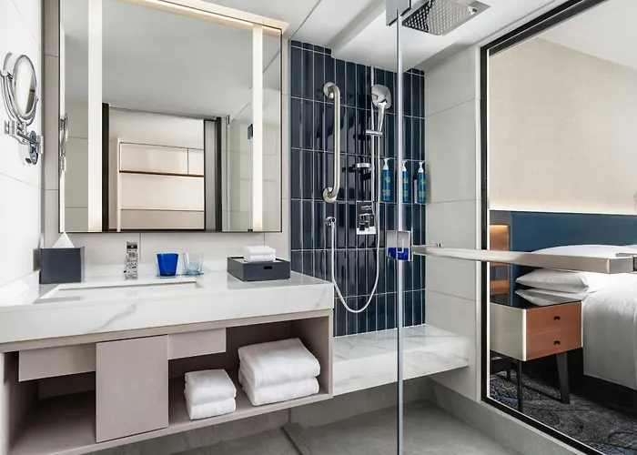 Four Points By Sheraton Bangkok, Sukhumvit 22 Hotel 4*