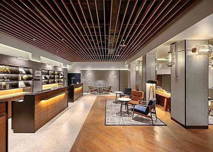 Four Points By Sheraton Bangkok, Sukhumvit 22 ホテル バンコク都